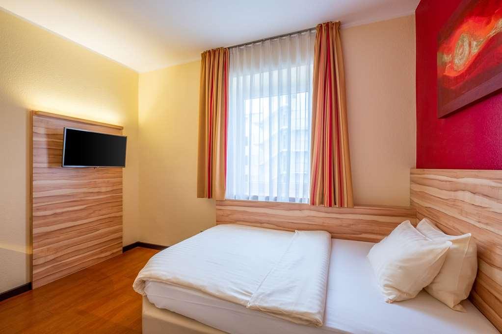 Quality Hotel, Star Inn Premium BRE Room photo