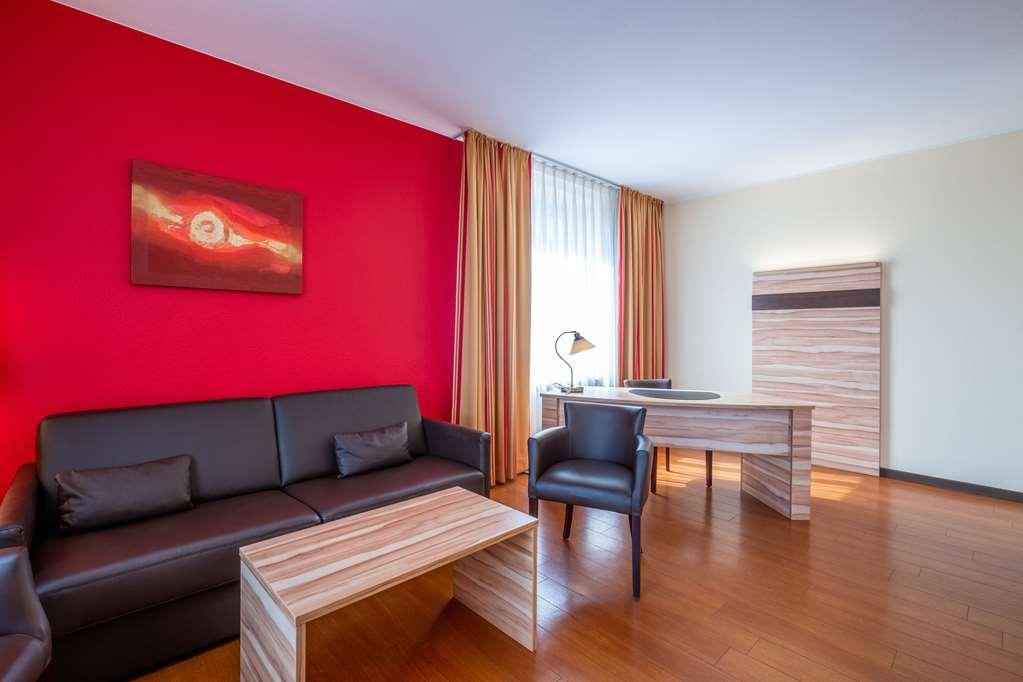 Quality Hotel, Star Inn Premium BRE Room photo