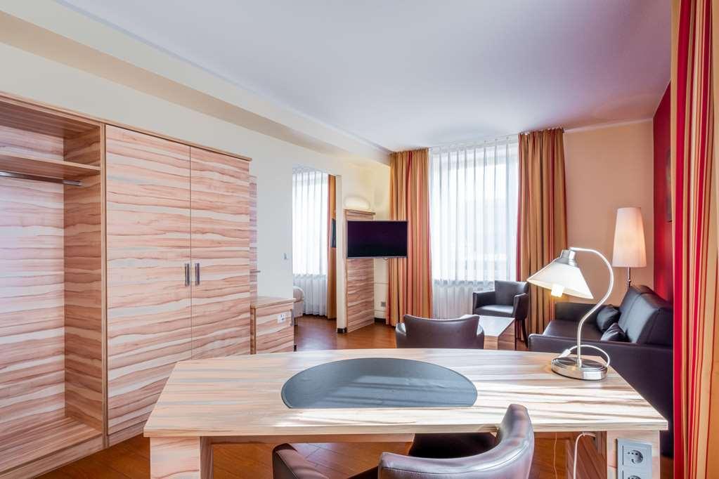 Quality Hotel, Star Inn Premium BRE Room photo