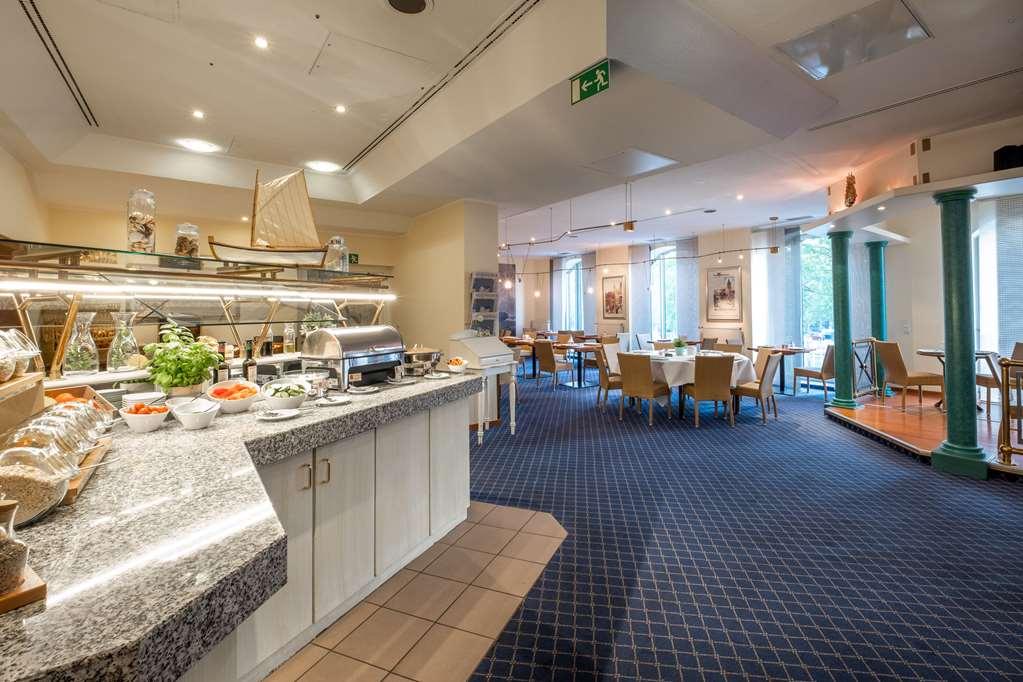 Quality Hotel, Star Inn Premium BRE Restaurant photo