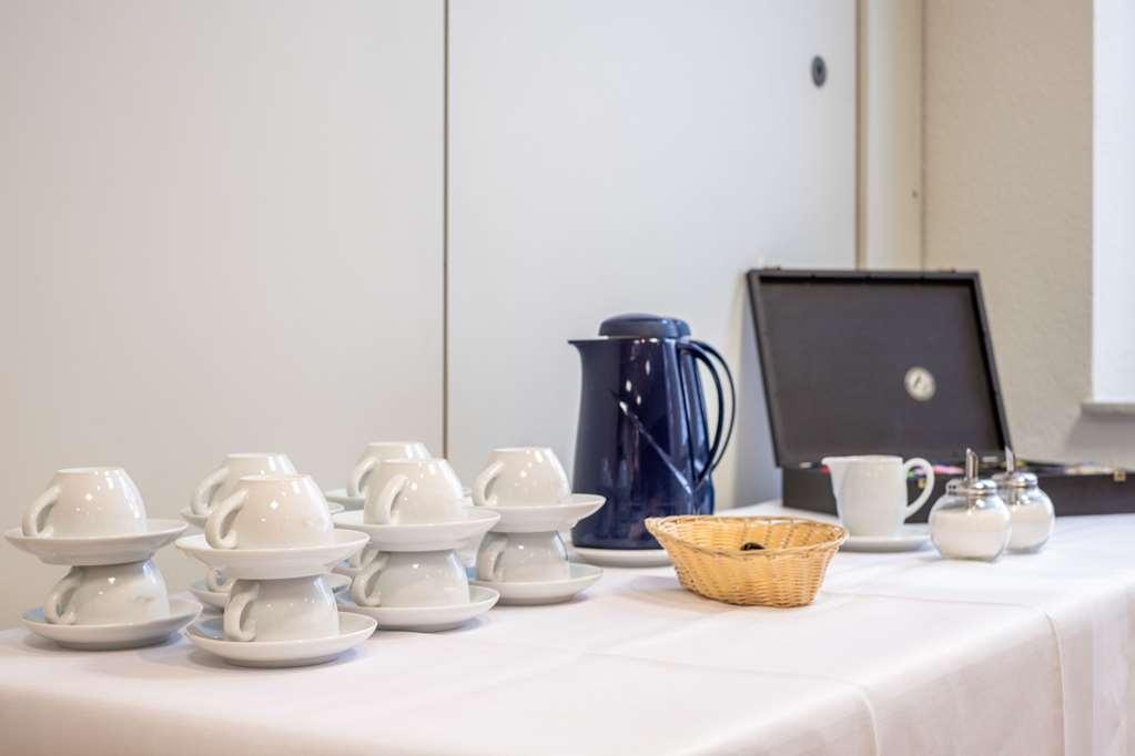 Quality Hotel, Star Inn Premium BRE Facilities photo