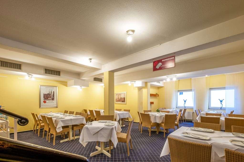 Quality Hotel, Star Inn Premium BRE Restaurant photo