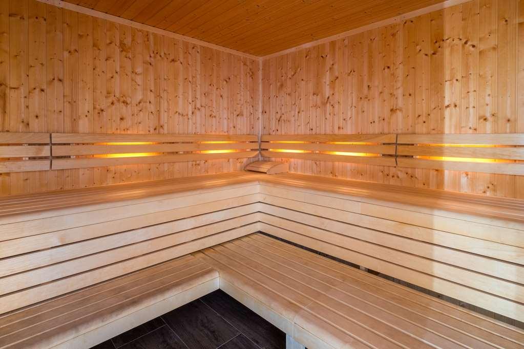 Quality Hotel, Star Inn Premium BRE Amenities photo