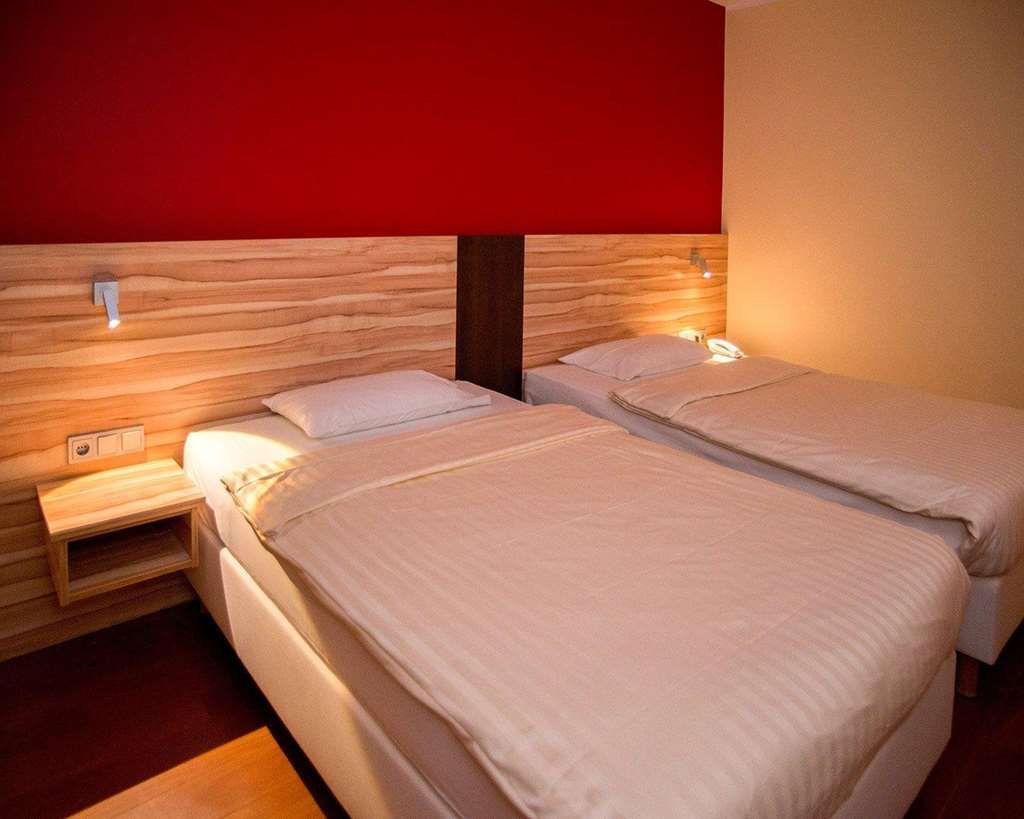 Quality Hotel, Star Inn Premium BRE Room photo