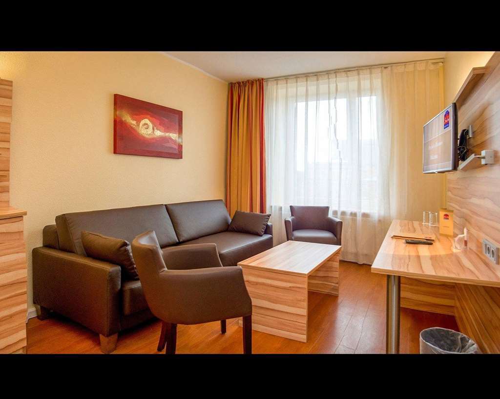Quality Hotel, Star Inn Premium BRE Room photo