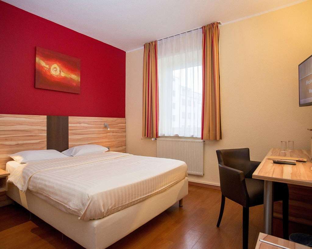 Quality Hotel, Star Inn Premium BRE Room photo