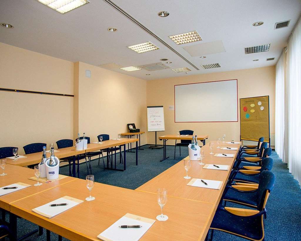 Quality Hotel, Star Inn Premium BRE Facilities photo